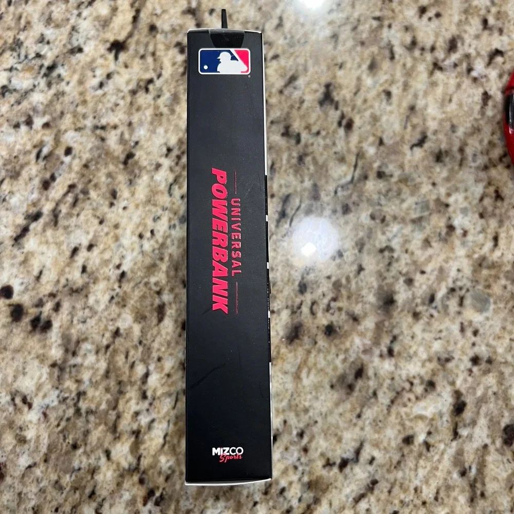 MLB St Louis Cardinals Universal Powerbank 2600mAh Mizco MLB-PW1K-CRDS Red